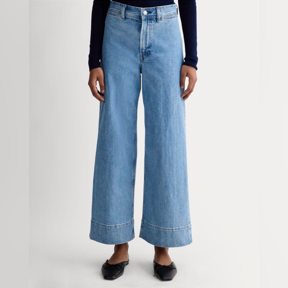 Everlane The Mariner Cropped Jean in Shallow Beach